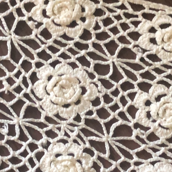 Vintage Crochet Fringed Shaw Triangle Scarf Wrap Handmade - Picture 9 of 13